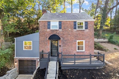 Photo of 20 Fernwood Ave, Pittsburgh, PA 15228 (MLS # 1725224)