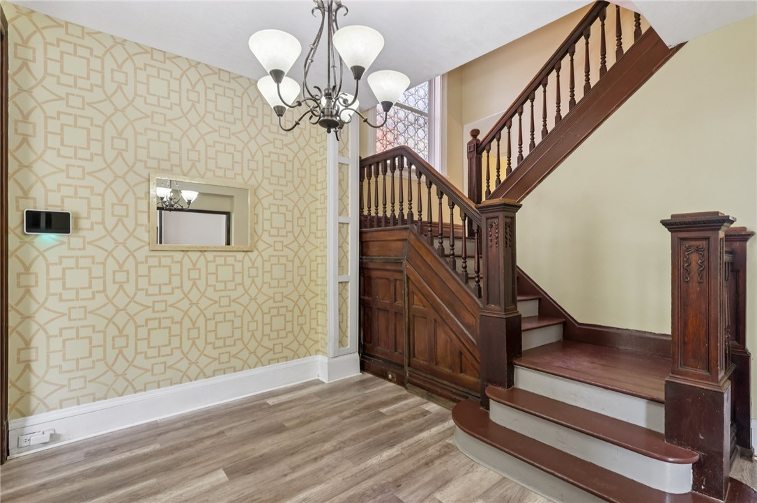 38 Watson Blvd