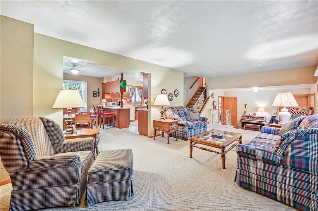 1807 Memorial Dr, Farrell, Pennsylvania image 4