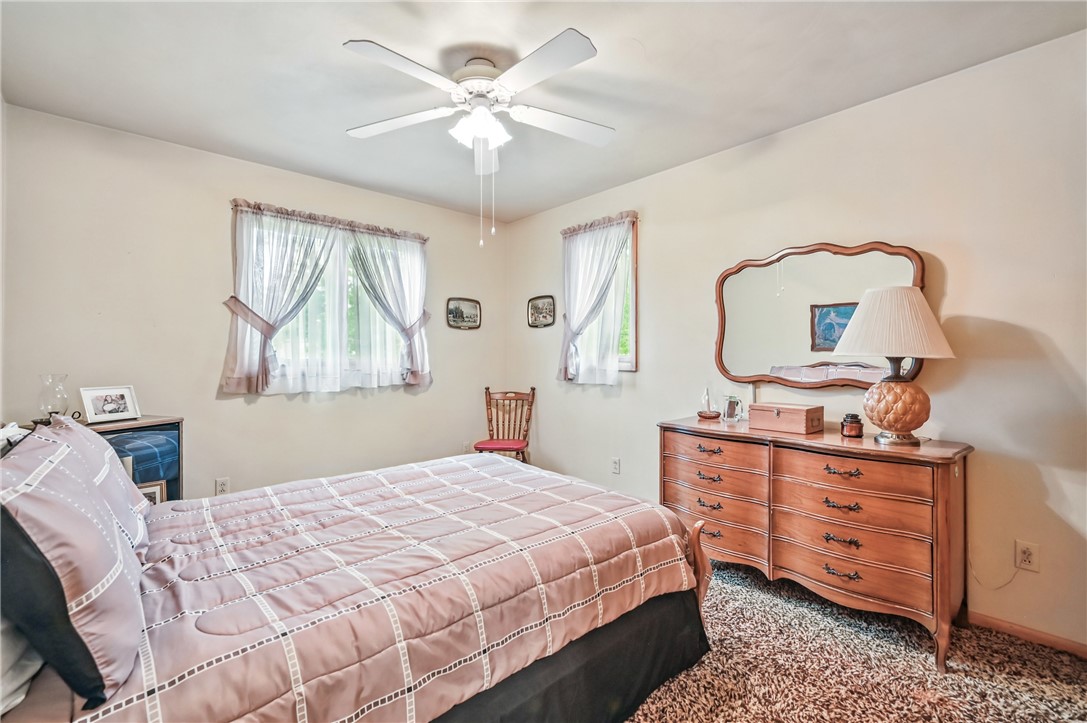 1807 Memorial Dr, Farrell, Pennsylvania image 25