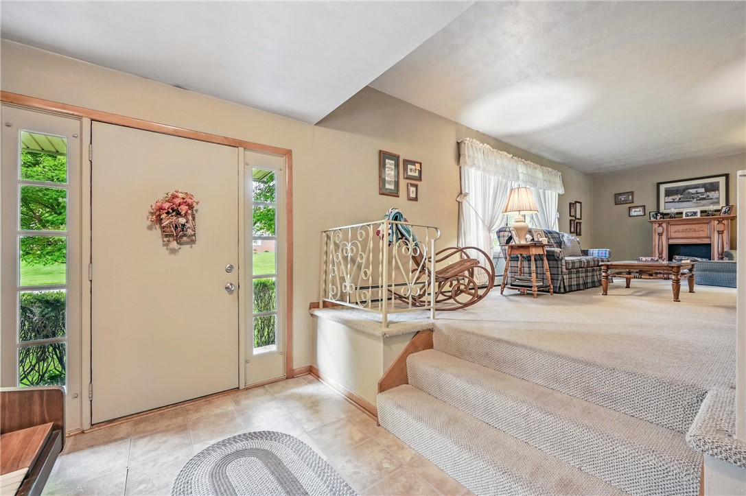 1807 Memorial Dr, Farrell, Pennsylvania image 2