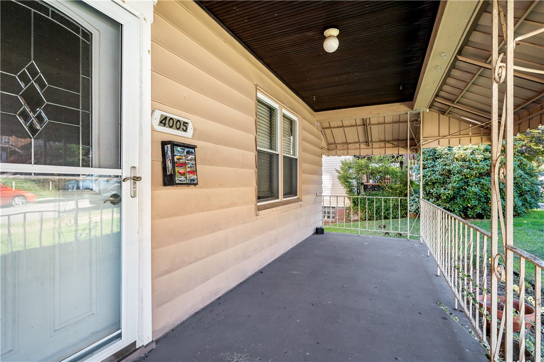 4005 Davis Ave