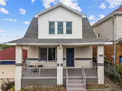 Photo of 1406 Hampshire Ave, Pittsburgh, PA 15216 (MLS # 1725534)