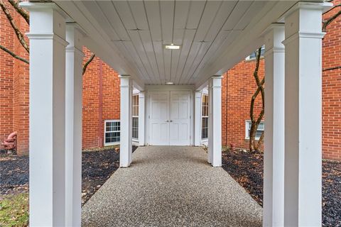 Photo of 5900 Babcock Blvd #53, Pittsburgh, PA 15237 (MLS # 1737223)