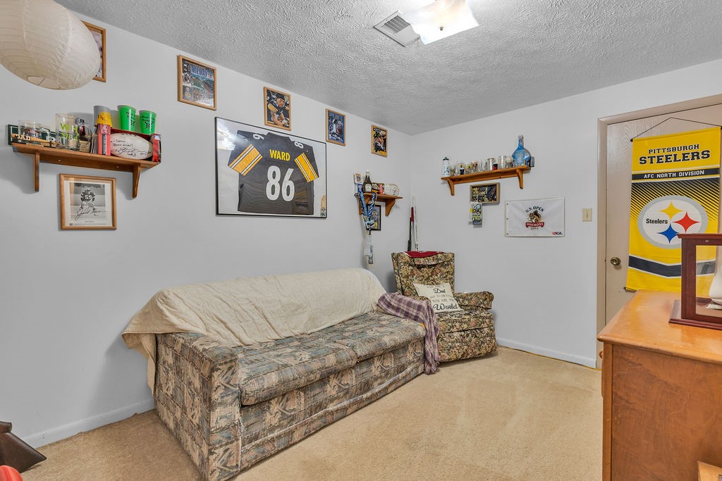 North Fayette, Pennsylvania 15126, United States, 3 Bedrooms Bedrooms, ,2 BathroomsBathrooms,Residential,Active,190527