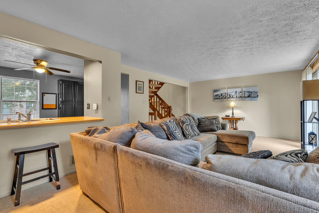 North Fayette, Pennsylvania 15126, United States, 3 Bedrooms Bedrooms, ,2 BathroomsBathrooms,Residential,Active,190527