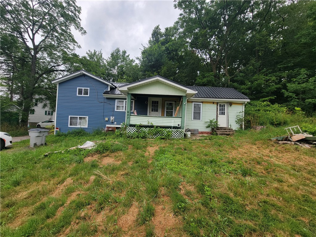 607 Arden Place