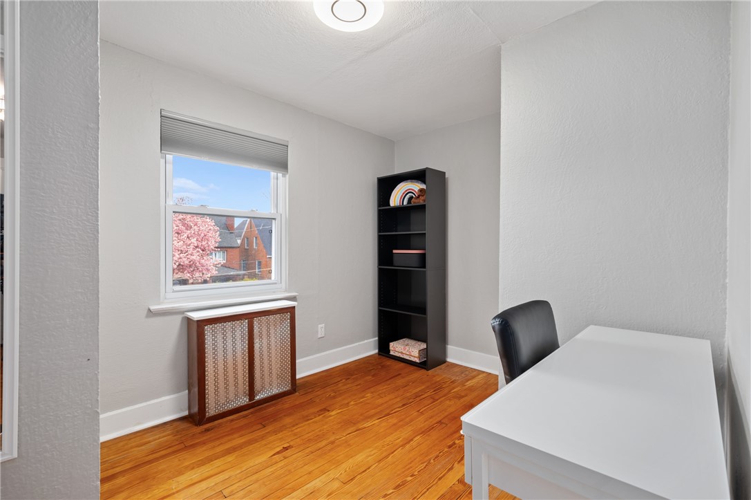 Squirrel Hill, Pennsylvania 15217, United States, 3 Bedrooms Bedrooms, ,1 BathroomBathrooms,Residential,Contingent,103863