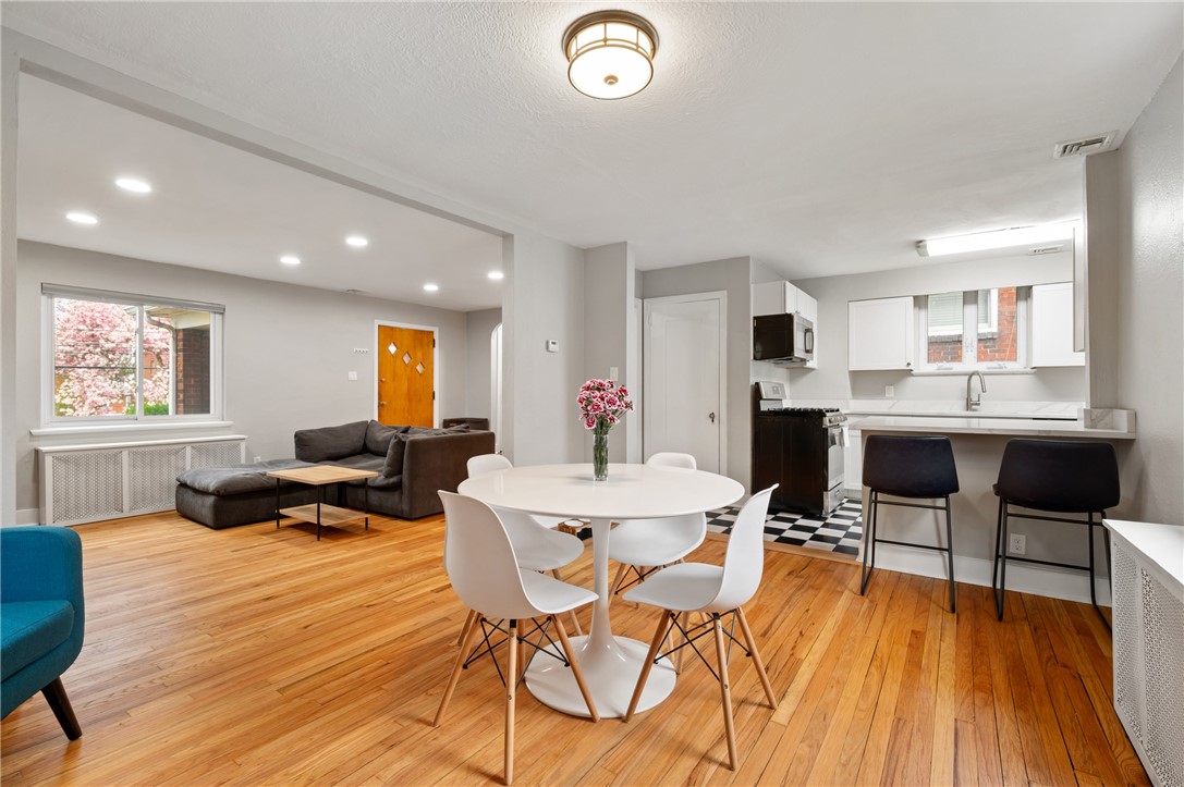 Squirrel Hill, Pennsylvania 15217, United States, 3 Bedrooms Bedrooms, ,1 BathroomBathrooms,Residential,Contingent,103863