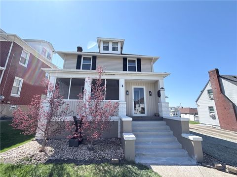 Photo of 390 Jones St, Belle Vernon, PA 15012 (MLS # 1747526)