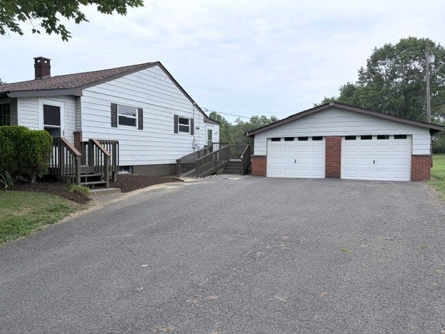 315 Stoughton Rd