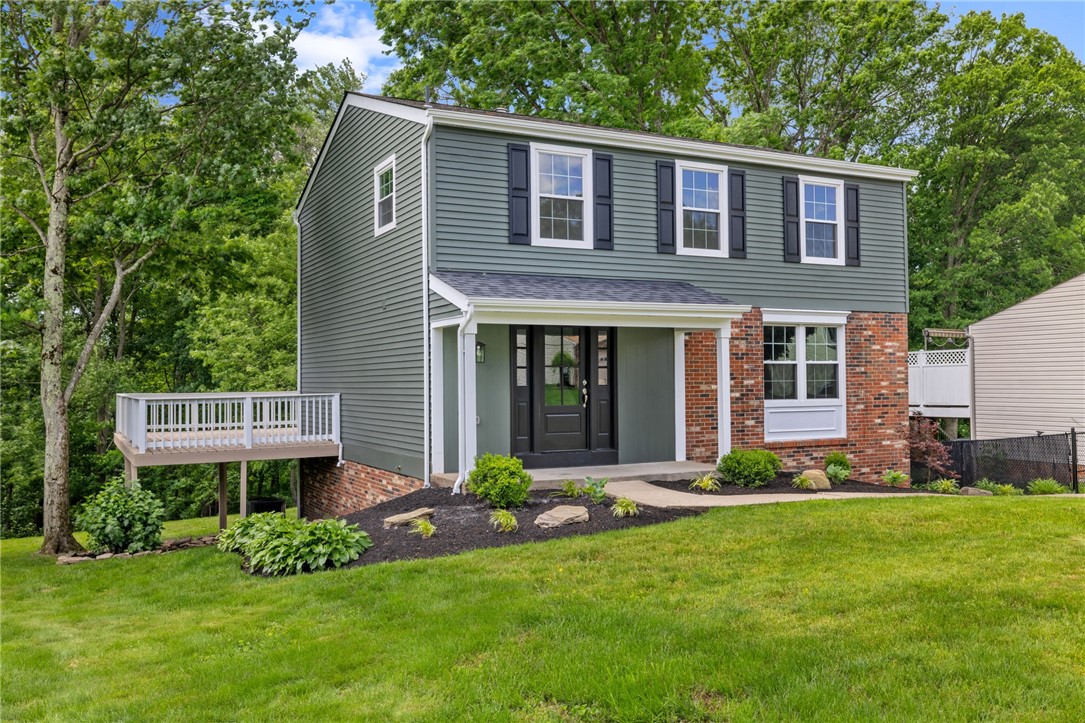 208 Lochinver Dr