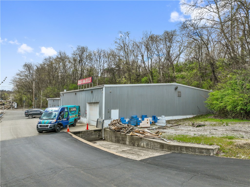 Castle Shannon, Pennsylvania 15234, United States, ,Residential,Active,121956