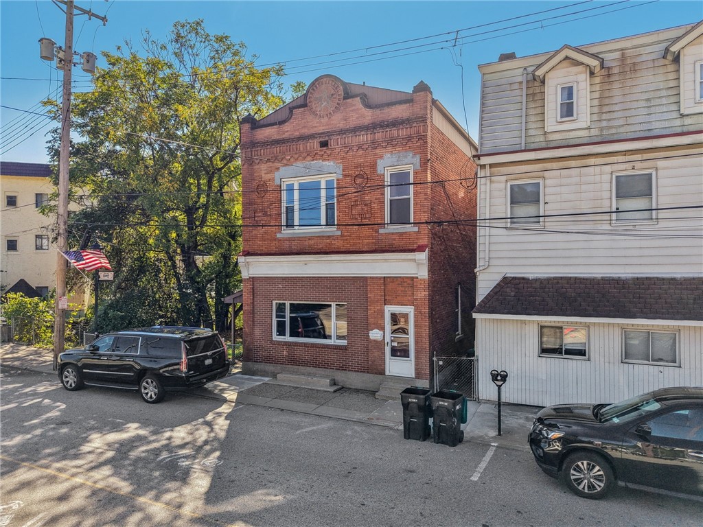 115 Grant Ave