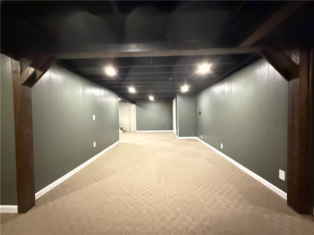 Hermitage, Pennsylvania 16148, United States, 3 Bedrooms Bedrooms, ,2 BathroomsBathrooms,Residential,Active,232857