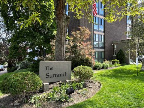 Photo of 420 N Chestnut St #103, Pittsburgh, PA 15202 (MLS # 1752787)