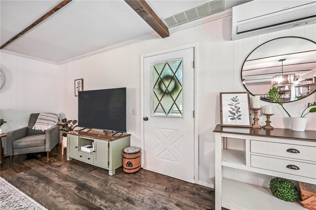 Conneaut Twp, Pennsylvania 16424, United States, 2 Bedrooms Bedrooms, ,2 BathroomsBathrooms,Residential,Active,165096