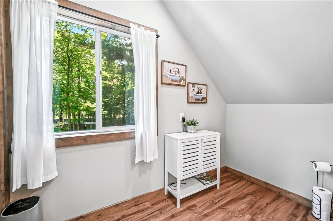 Conneaut Twp, Pennsylvania 16424, United States, 2 Bedrooms Bedrooms, ,2 BathroomsBathrooms,Residential,Active,165096