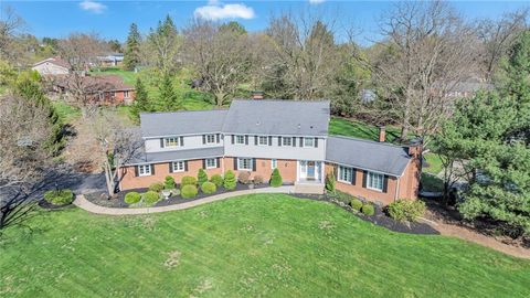 Photo of 126 Windy Ghoul Dr, Beaver, PA 15009 (MLS # 1748601)