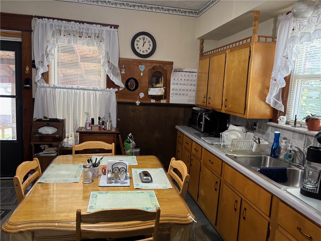 Greenville Boro, Pennsylvania 16125, United States, 3 Bedrooms Bedrooms, ,3 BathroomsBathrooms,Residential,Active,173378