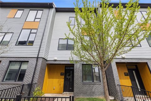 Condo For Sale - 5529 Berlin Way Way<br/> Lawrenceville, PA 15201