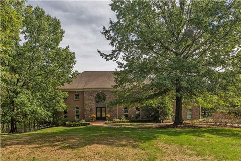 109 Lakeland Dr Adams Twp PA 16046