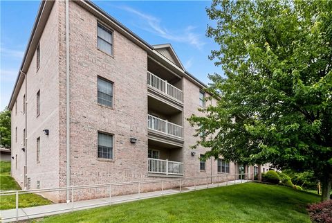 Photo of 1 Coraopolis Rd #200, Coraopolis, PA 15108 (MLS # 1762232)