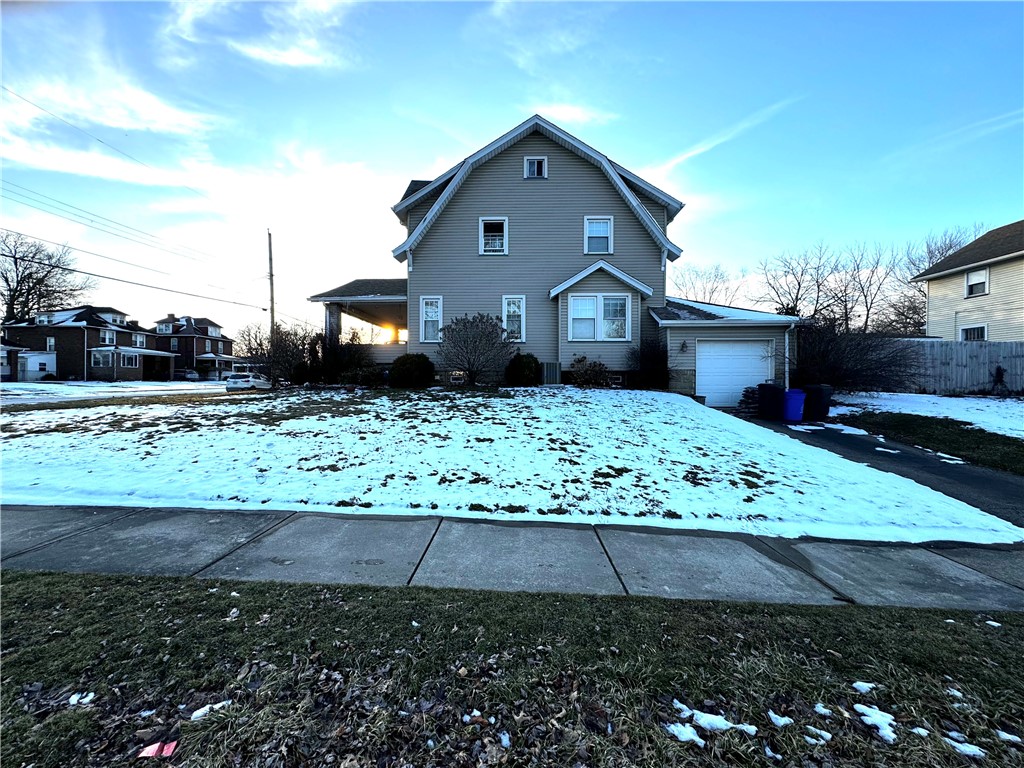 New Castle/2nd, Pennsylvania 16105, United States, 3 Bedrooms Bedrooms, ,1 BathroomBathrooms,Residential,Contingent,77297