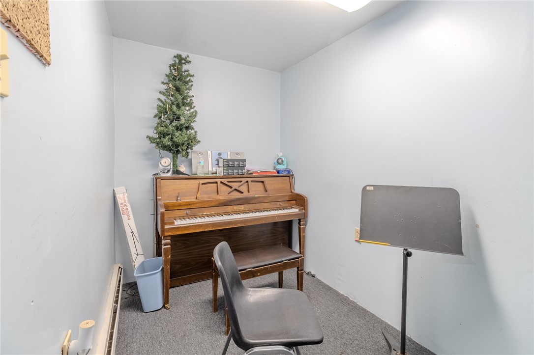 N Versailles, Pennsylvania 15137, United States, ,Commercial,Active,46837