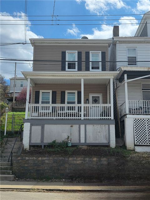 Photo of 313 Natchez St, Pittsburgh, PA 15211 (MLS # 1748092)