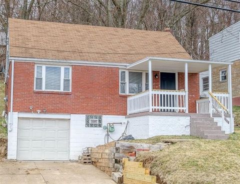 Photo of 8085 Aber Rd #Fl 3, Verona, PA 15147 (MLS # 1724352)