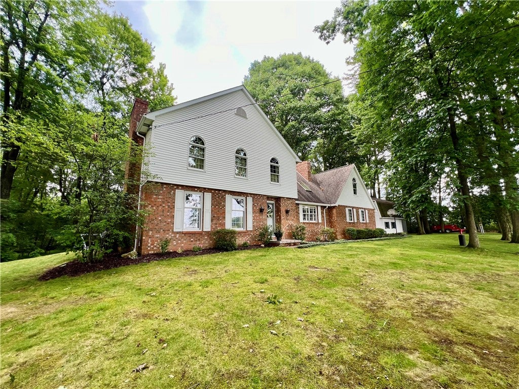297 Lake Rd