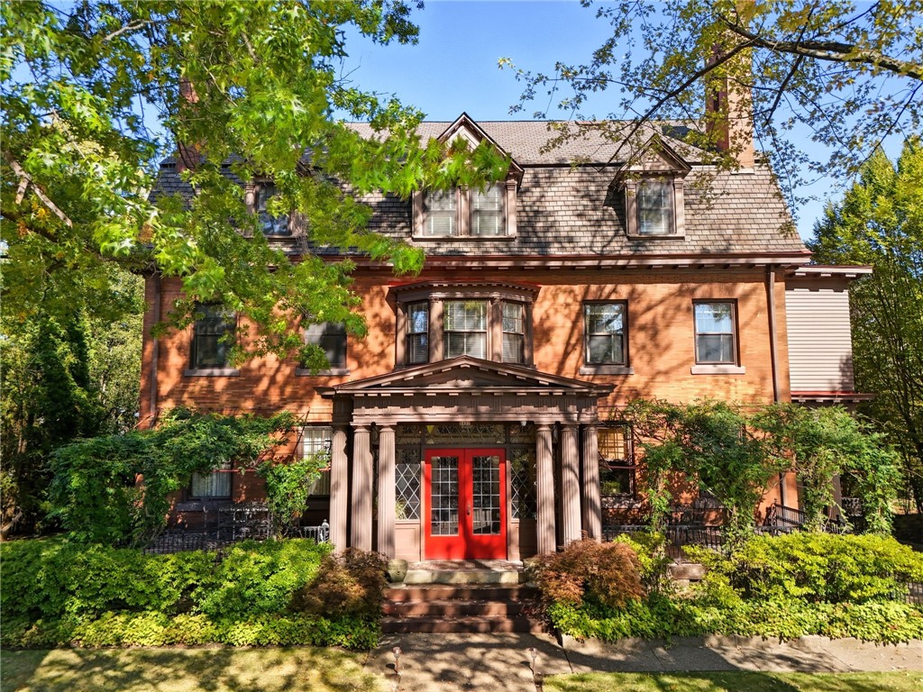 5427 FORBES