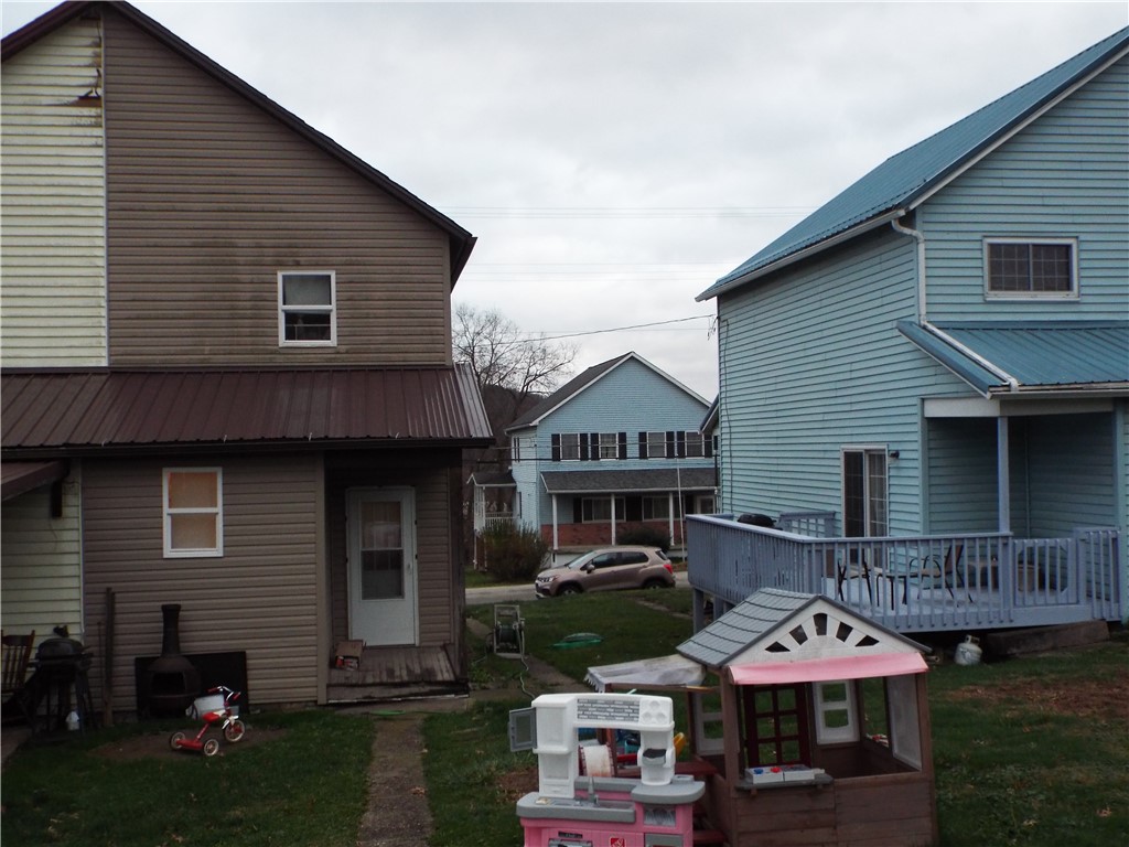 409 1st St St, East Bethlehem, Kentucky image 3