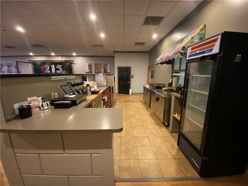 Greenville Boro - Mer, Pennsylvania 16125, United States, ,Commercial,Active,15715