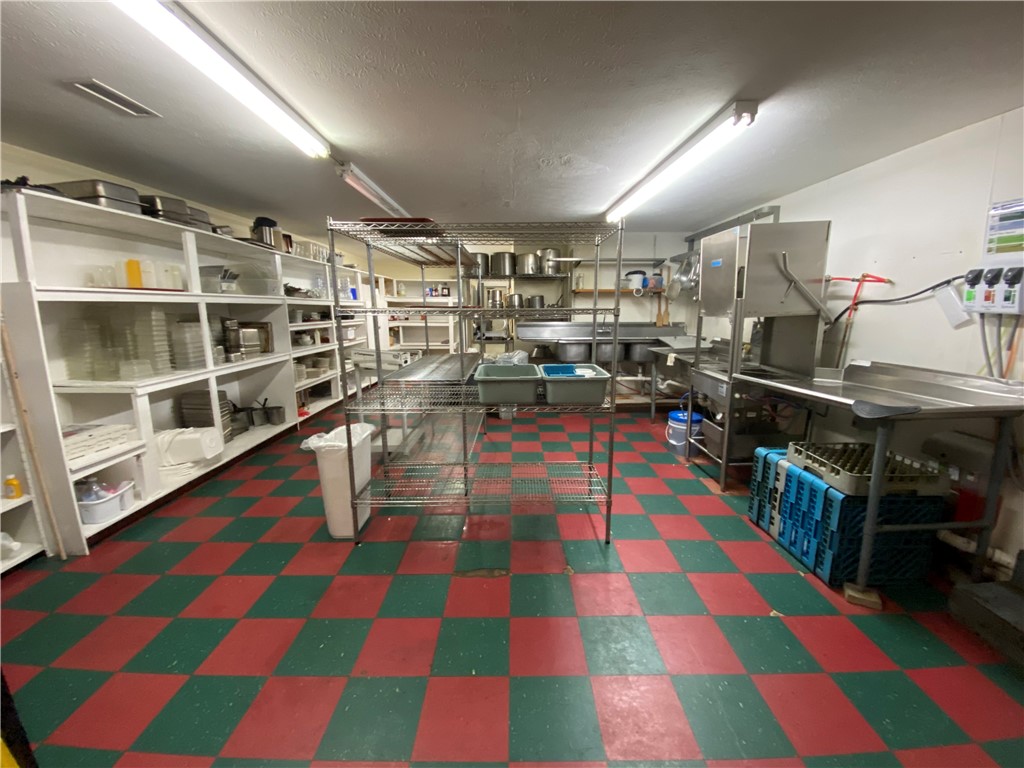 Greenville Boro - Mer, Pennsylvania 16125, United States, ,Commercial,Active,15715