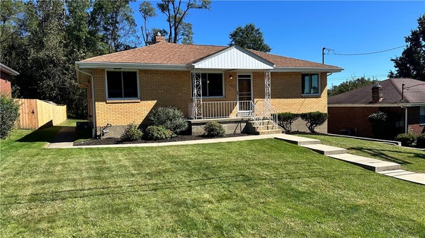 136 RICHEY DR, VERONA, PA 15147 - Image 4870ce455c8e09e8fe795fd968a08312/129055294