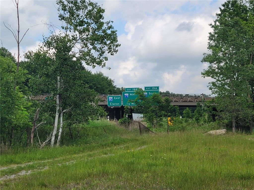 00 Crill Rd / Silverbrook Lane