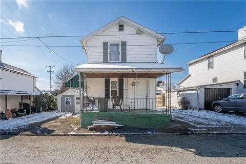 Photo of 421 2nd St, Brownsville, PA 15417 (MLS # 1747557)