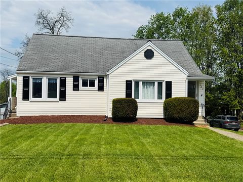 Photo of 120 Arizona Dr, Lower Burrell, PA 15068 (MLS # 1752118)