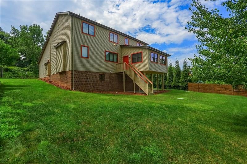 9409 Babcock Blvd