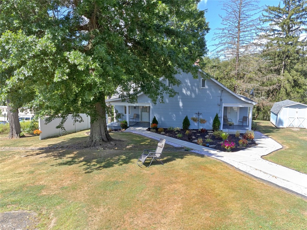 Dunbar Twp, Pennsylvania 15430, United States, 2 Bedrooms Bedrooms, ,1 BathroomBathrooms,Residential,Active,200323