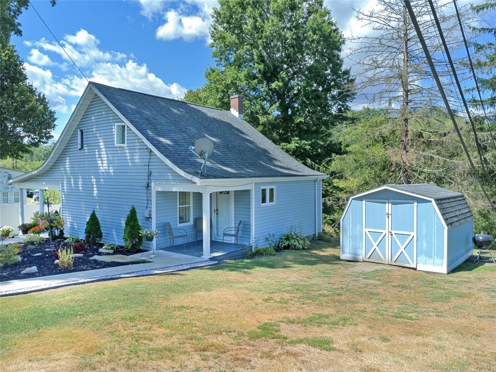 Dunbar Twp, Pennsylvania 15430, United States, 2 Bedrooms Bedrooms, ,1 BathroomBathrooms,Residential,Active,200323