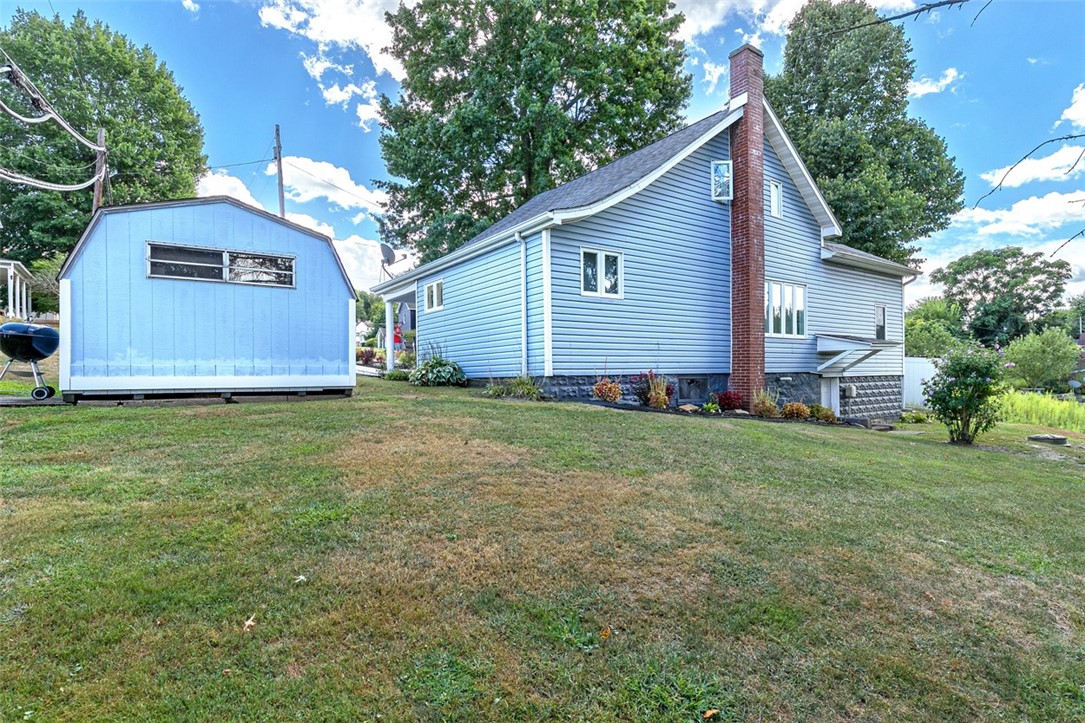 Dunbar Twp, Pennsylvania 15430, United States, 2 Bedrooms Bedrooms, ,1 BathroomBathrooms,Residential,Active,200323