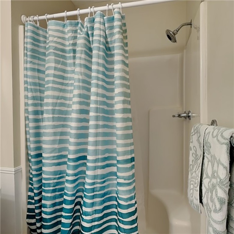 Hampton, Pennsylvania 15044, United States, 4 Bedrooms Bedrooms, ,4 BathroomsBathrooms,Residential,Contingent,235422