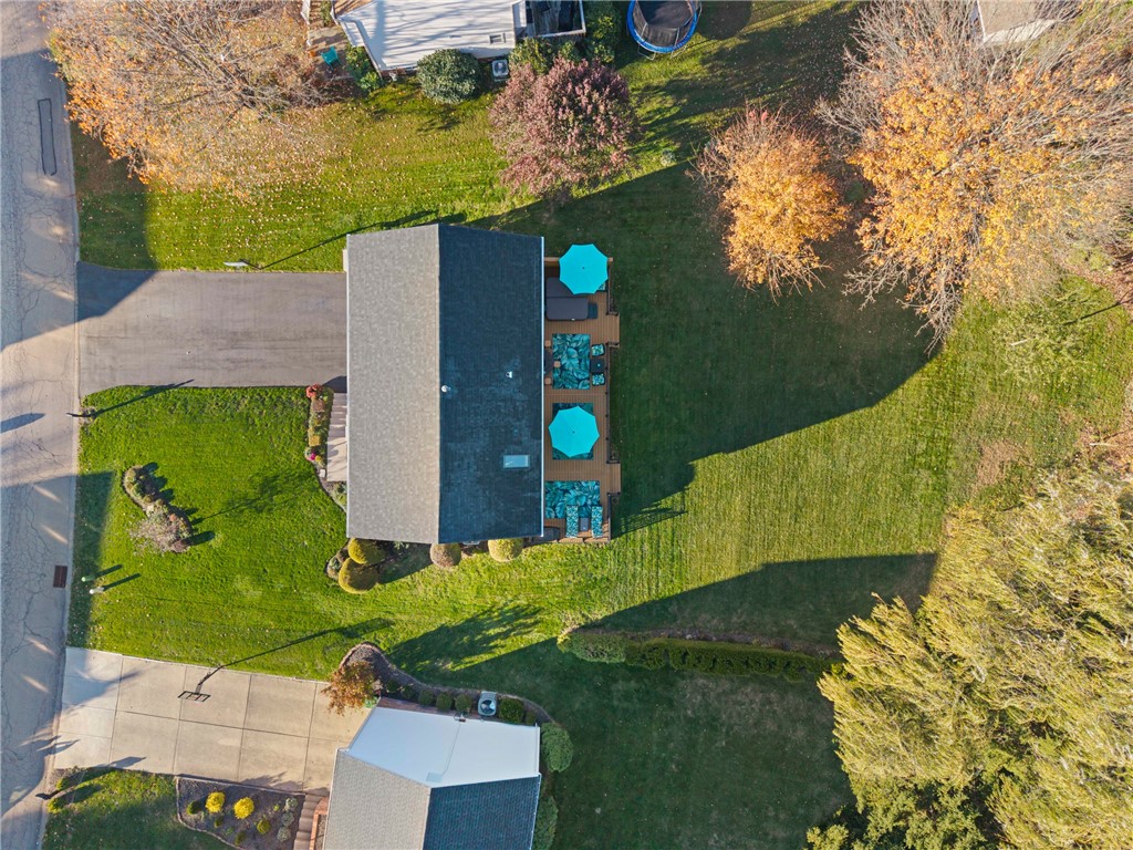 Hampton, Pennsylvania 15044, United States, 4 Bedrooms Bedrooms, ,4 BathroomsBathrooms,Residential,Contingent,235422