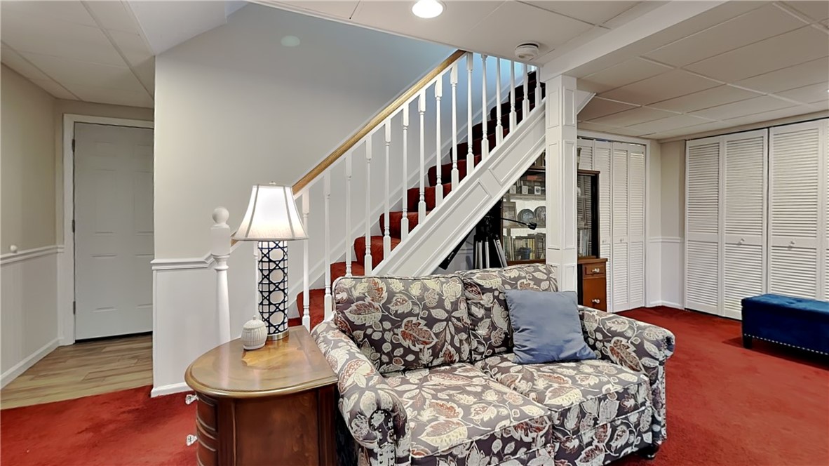 Hampton, Pennsylvania 15044, United States, 4 Bedrooms Bedrooms, ,4 BathroomsBathrooms,Residential,Contingent,235422