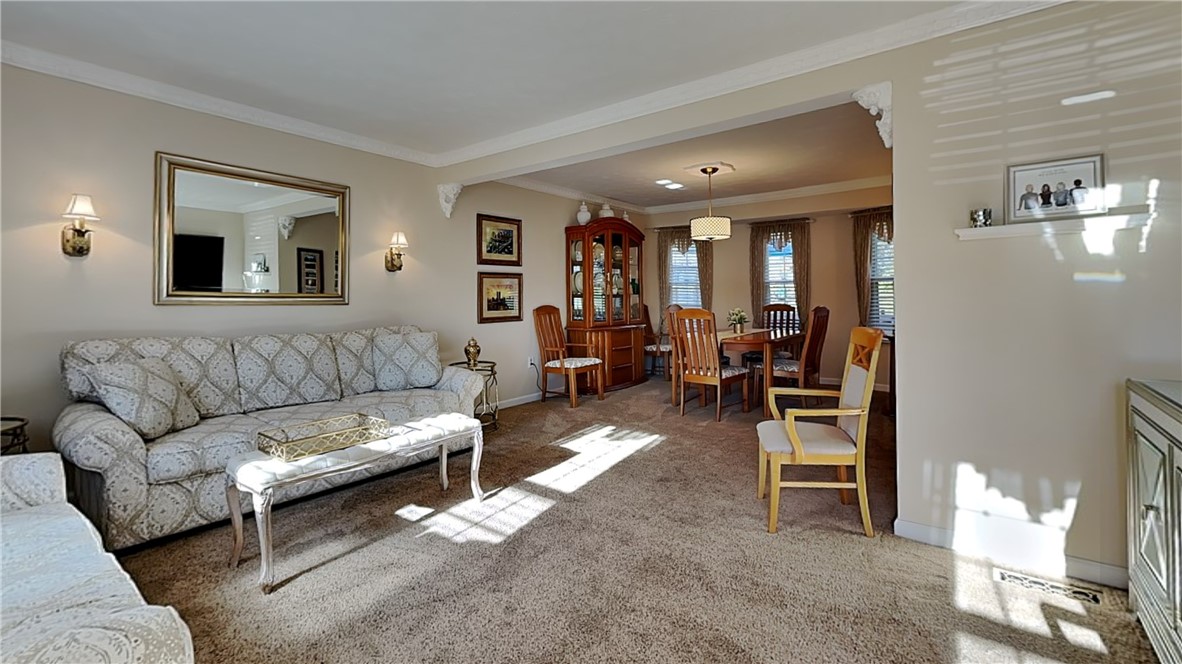 Hampton, Pennsylvania 15044, United States, 4 Bedrooms Bedrooms, ,4 BathroomsBathrooms,Residential,Contingent,235422