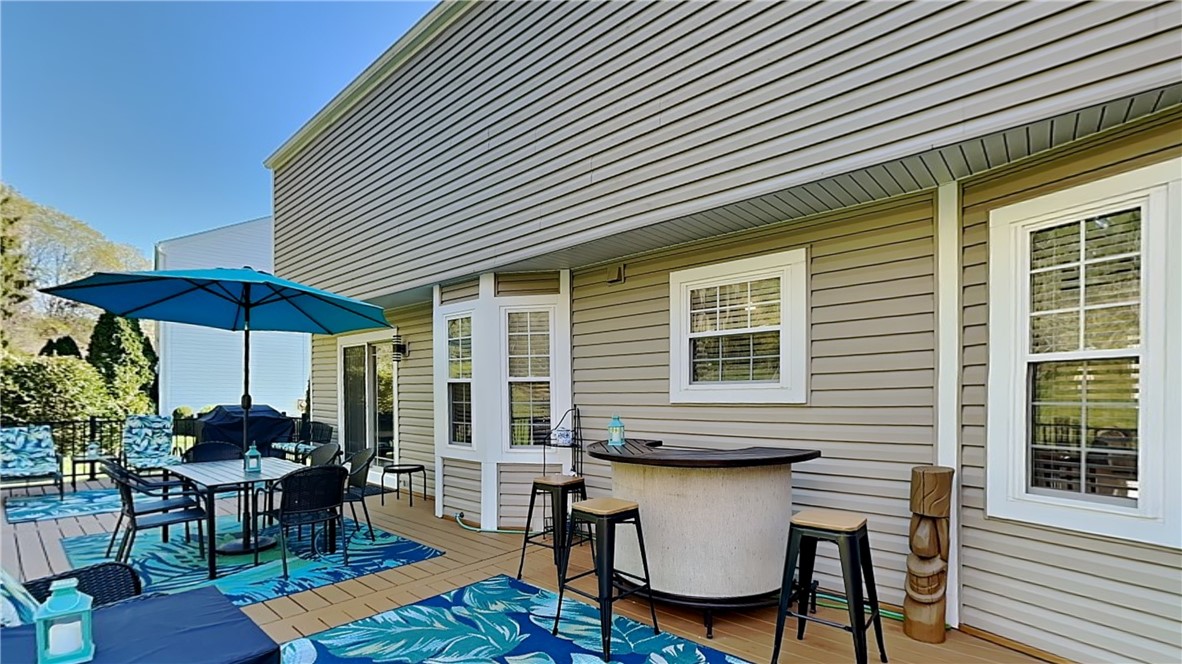 Hampton, Pennsylvania 15044, United States, 4 Bedrooms Bedrooms, ,4 BathroomsBathrooms,Residential,Contingent,235422