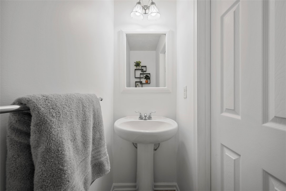 North Huntingdon, Pennsylvania 15642, United States, 4 Bedrooms Bedrooms, ,4 BathroomsBathrooms,Residential,Active,99967